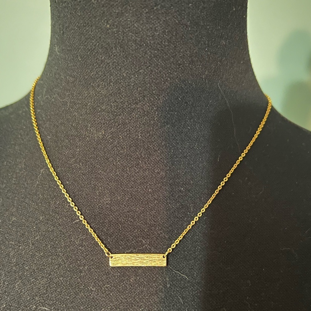 Gold necklace - Picture 1 of 2